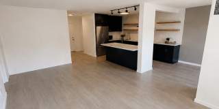 Newly Remodeled 1 bedroom / 1.5 bath Condo at Place One Gallery 10
