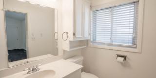 3 Bed | 2 Bath in Midtown! Gallery 12