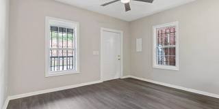 710 McDaniel Street Southwest - 1 Gallery 4