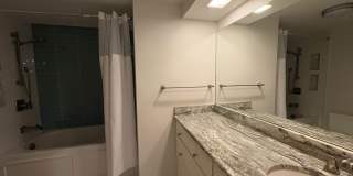 2620 N Taylor Gallery 16