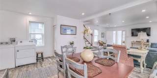 14 N Vassar Square Gallery 11