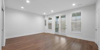 43421 FARRINGDON SQ Gallery 12