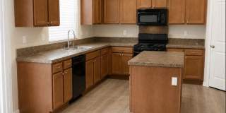 Spacious 5-Bedroom Home with 3-Car Garage In Perris Spacious 5-Bedroom Home with 3-Car Garage In Perris Gallery 7