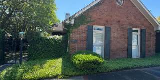 Lovely Cottage with Garden Courtyard Gallery 1