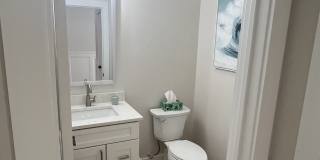 211 Rockwell Ave Gallery 27