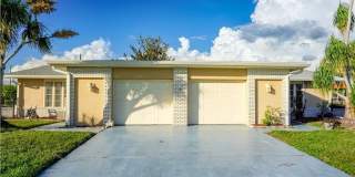 Charming 2BR Duplex in North Port Gallery 3