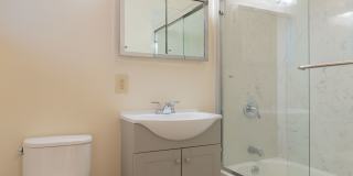 1540 Jackson Street Gallery 3