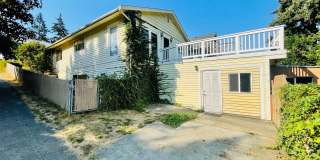 Massive House with Elegant Finishes in Madison Valley! Gallery 3