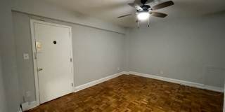 1916 R Street Gallery 42