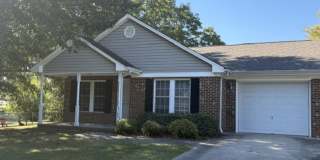 ~~ Pretty 2-bedroom updated duplex in Burlington ~~ ~~ Pretty 2-bedroom updated duplex in Burlington ~~ Gallery 1