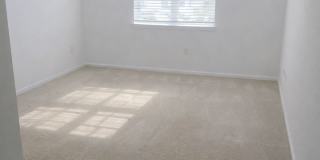 Top-Floor Corner Condo in Virginia Beach Gallery 6