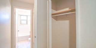 Hamrick & Halmark Gallery 20