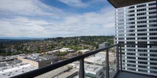 650 Bellevue Way NE Gallery 32