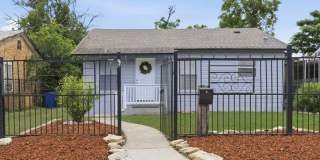 2014 Hays St Gallery 1