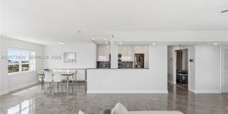 340 Sunset Dr Gallery 28