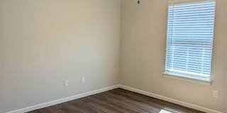 3 Bed 2 Bath 2 Car Duplex Freedom Villas in Midwest City, OK Gallery 36