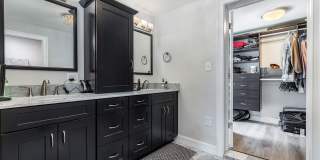 Virginia Park Gem, Renovated 3 Bed, 2 Car Garage, Large Private Backyard Gallery 11