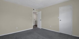 2 Bedroom Townhouse Apartment Gallery 51