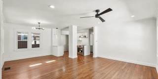 RENOVATED 2bd/1 bath HOME!! RENOVATED 2bd/1 bath HOME!! Gallery 6