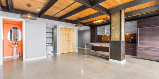 1101 WASHINGTON Avenue Gallery 9