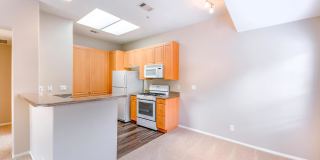 Laurel Canyon Apartment Homes Gallery 26