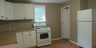 2 bedroom house with a shed. Gallery 1