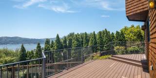 4BR/2.5BA 3,274sqft! STUNNING GG VIEWS!!! Yard! Spa! 4 Car Parking! Pet! PROGRESSIVE Gallery 5