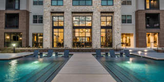 Aura Avant Gallery 20