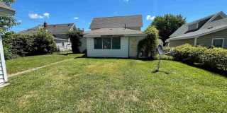 4 bedroom 1.5  bath  home Gallery 4