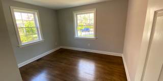 Updated 4 Bedroom Home Convenient to Carytown, Byrd Park And More. Available In July Gallery 10