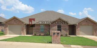 Beautiful 2 Bedroom 2 Bathroom Townhouse in South Tyler!  1/2 OFF FIRST FULL MONTH Gallery 1