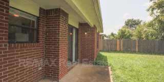 2223 W Roselawn St Gallery 20