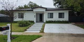 1955 Northwest 173rd Street Gallery 1