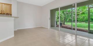 2 bedroom 2.5 bathroom Townhome in Cypress Landing Gallery 10