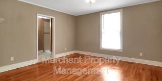 522 Perry Avenue Gallery 21