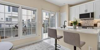 8814 HUNTING LODGE Court Gallery 15