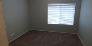 SOUTHPARK, BEAUTIFUL UPDATES, NEW BLACK GRANITE COUNTERS, NEW CARPET, STAINLESS APPLIANCES, GARAGE! Gallery 16