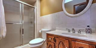 4565 Madison Avenue Gallery 12