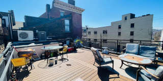 Mello &amp; Sons Gallery 24