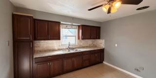 5824 N Teutonia Ave Gallery 1