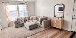 Pet Friendly 3-Bedroom Condo! Get $500 Off on the first month Rent if signed and move in by March 1s Gallery 4