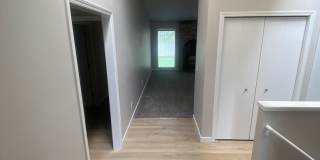 Charming 3 Bed, 3 Bath Duplex near Riverside State Park! Gallery 12