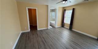 749 Beach Park Street Gallery 23