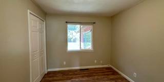 Cutest 3-Bedroom House with Covered Back Patio + Bonus Storage/Office! Gallery 14