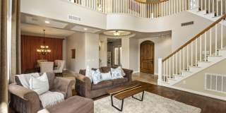 9572 E Mountain Spring Road Gallery 7