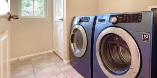 Serenity and Luxury Abound in Eastlake! Gallery 24