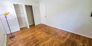 Fantastic 4 bedroom, 2 full bath, 2 half bath home in Close in Silver Spring! Gallery 22