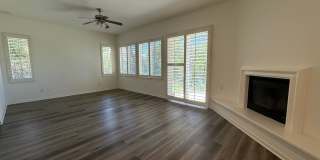 4 bed, 3 1/2 bath beautiful home Wood Ranch home Gallery 8