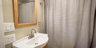 Kelsey's Cottage: Fully Furnished 2 bd/1ba Jacksonville Cottage, Large yard! $300 Utility Fee Gallery 15
