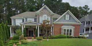 230 Thorncliff Way Gallery 1